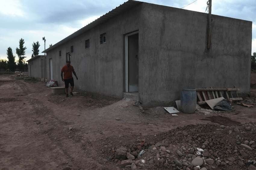 Hogar. El predio ubicado en la localidad maipucina de Russell avanza día a día y estaría listo en febrero. | José Gutiérrez / Los Andes