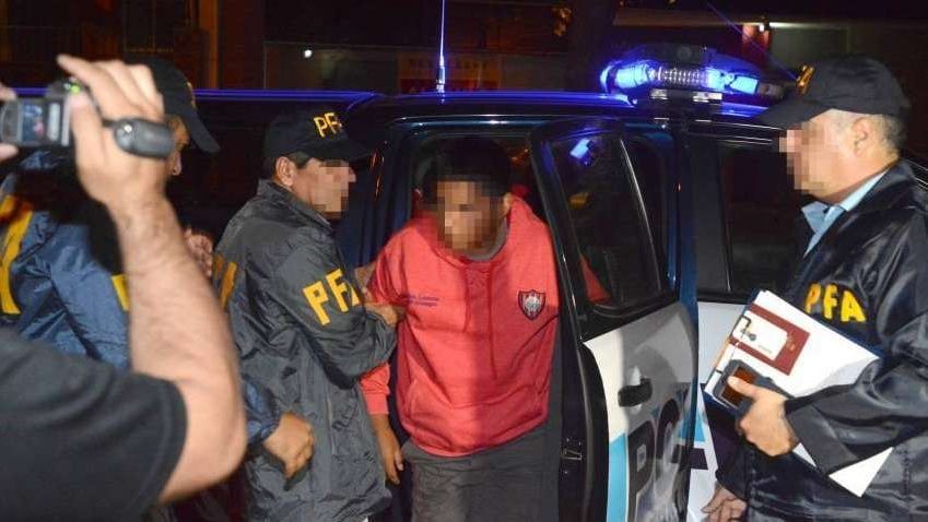 El asesino de Brian fue capturado en Chile y pasó la noche en Mendoza. fue declarado inimputable y se fue a Perú.
