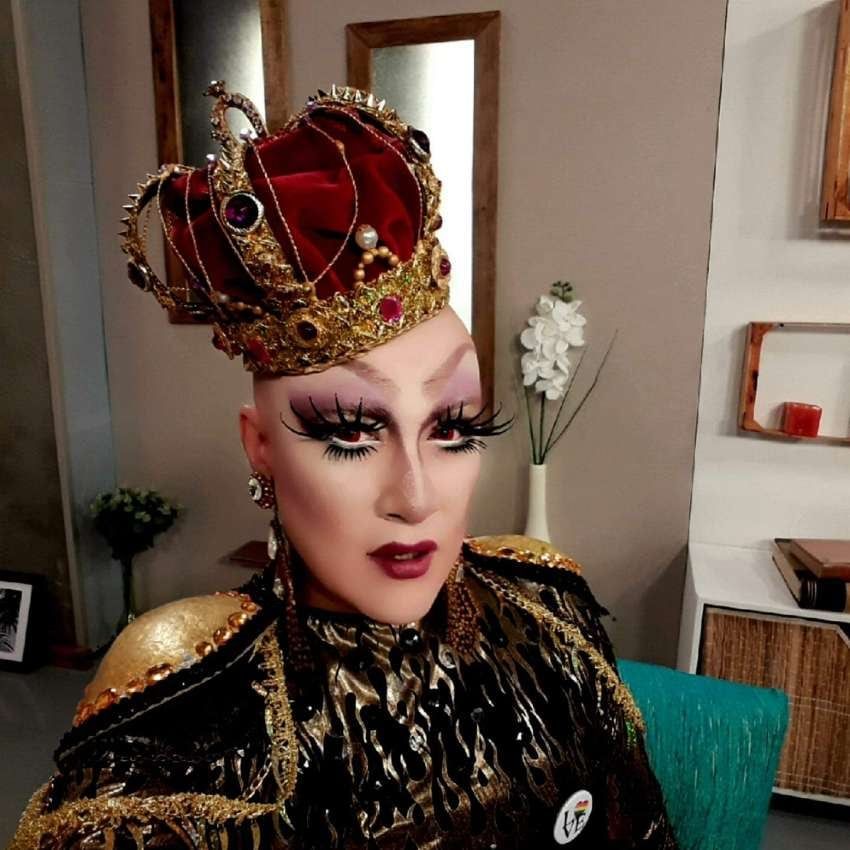 Da clases de maquillaje profesional, artístico y Drag Queen | Gentileza