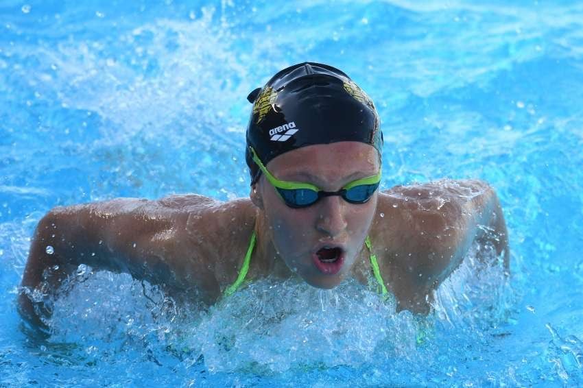 
Dorada. Catalina logró el primer lugar del podio en Iquique, en la posta mixta. En 2020 pasa a nadar los 7,5 km. | Marcelo Rolland / Los Andes
   