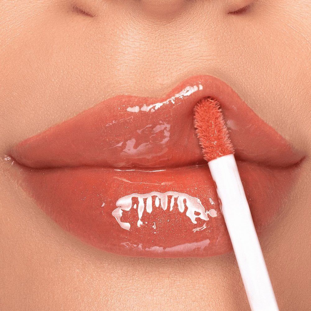 La semana pasada fue el Hot Sale, pero aún siguen vigentes algunos descuentos imperdibles en el rubro del maquillaje y, en especial, en los labiales efecto gloss.