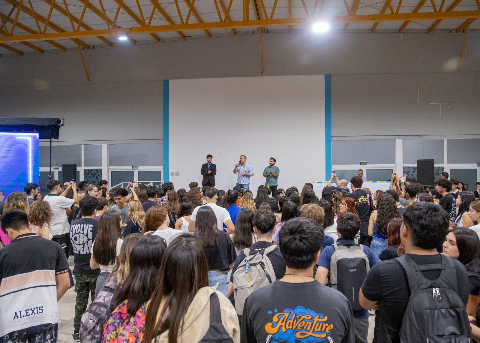 Maipú reconoció a jóvenes destacados