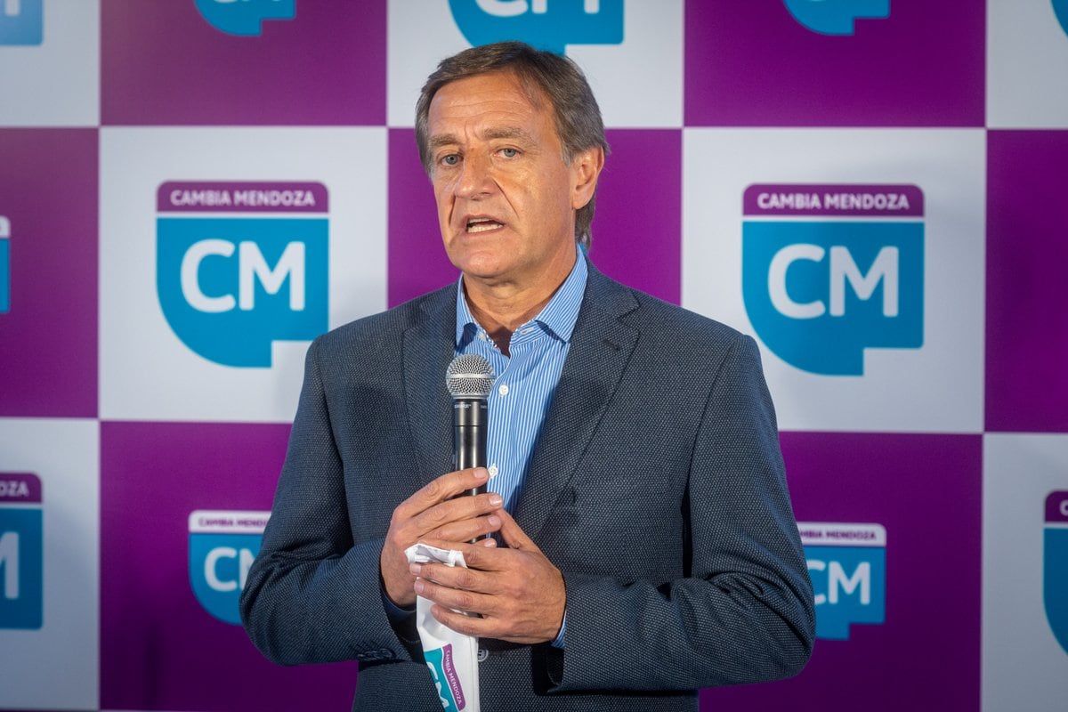 Mendoza 24 de julio de 2021 Política Hotel Aconcagua Gobernador Rodolfo Suarez El frente Cambia Mendoza presentó a sus principales precandidatos para las elecciones legislativas de septiembre y noviembre.  Foto: Ignacio Blanco / Los Andes
