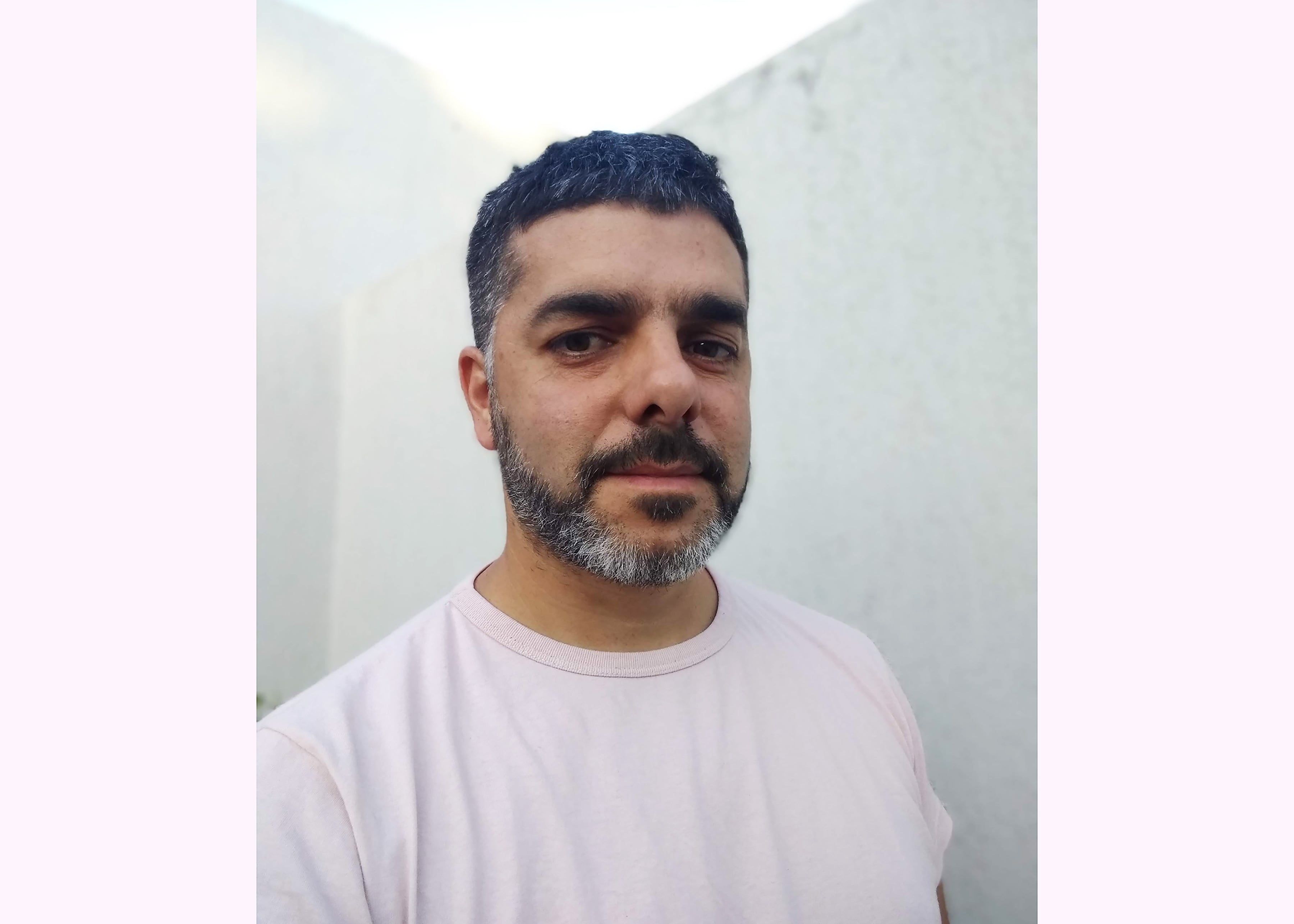 Rodrigo Etem, artista mendocino.