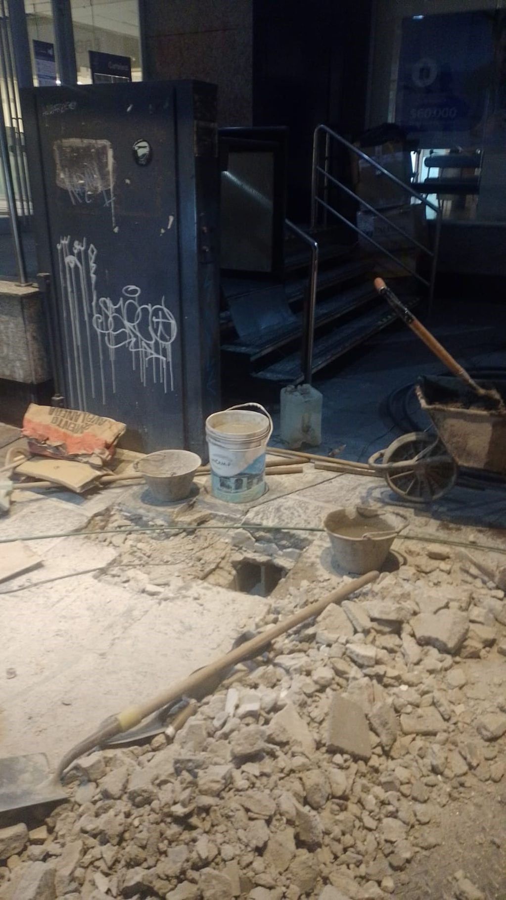 Los trabajadores de la empresa telefónica lo encontraron de casualidad.