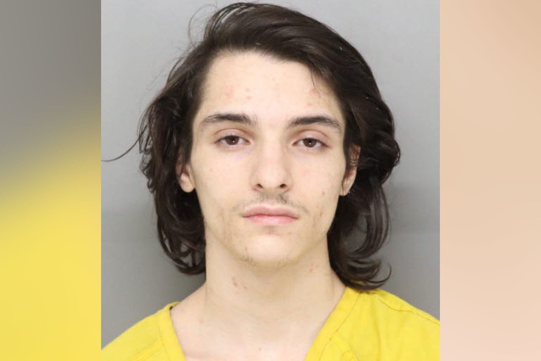 A Jaret Wright (20) lo imputaron por tres cargos de violación y uno por producción de “pornografía infantil -