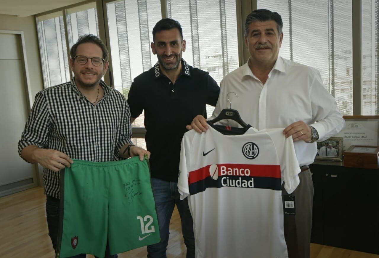 Amor por San Lorenzo. El senador Lucas Ilardo, Seba Torrico y Mario Abed, vicegobernador de Mendoza.
