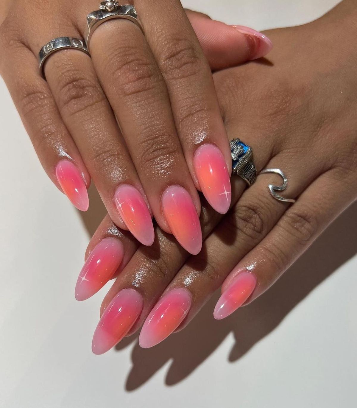 Aura nails