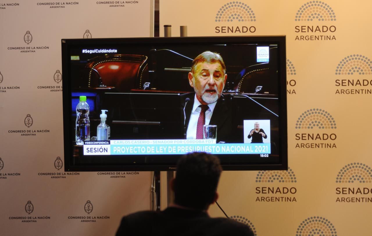 Por un error insólito se suspendió el tratamiento del Presupuesto 2021 en el Senado y vuelve a Diputados.