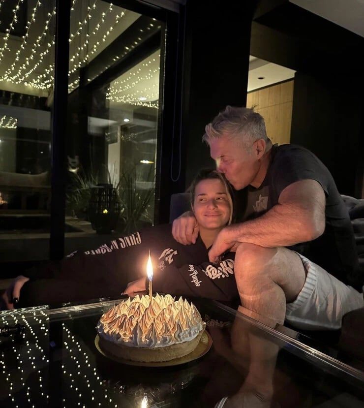 La hija del reconocido abogado ha hecho su propio camino.