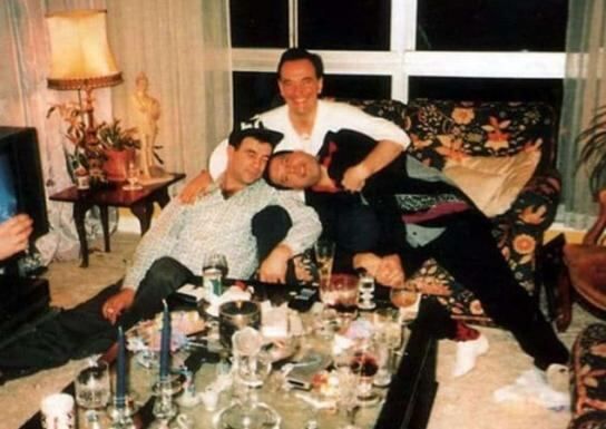 Así luce su LUJOSA mansión de Garden Lodge