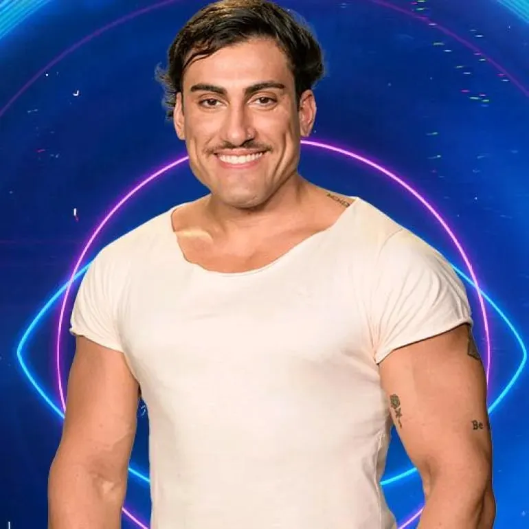 Tomás Holder pudo romper su vinculo con Telefe