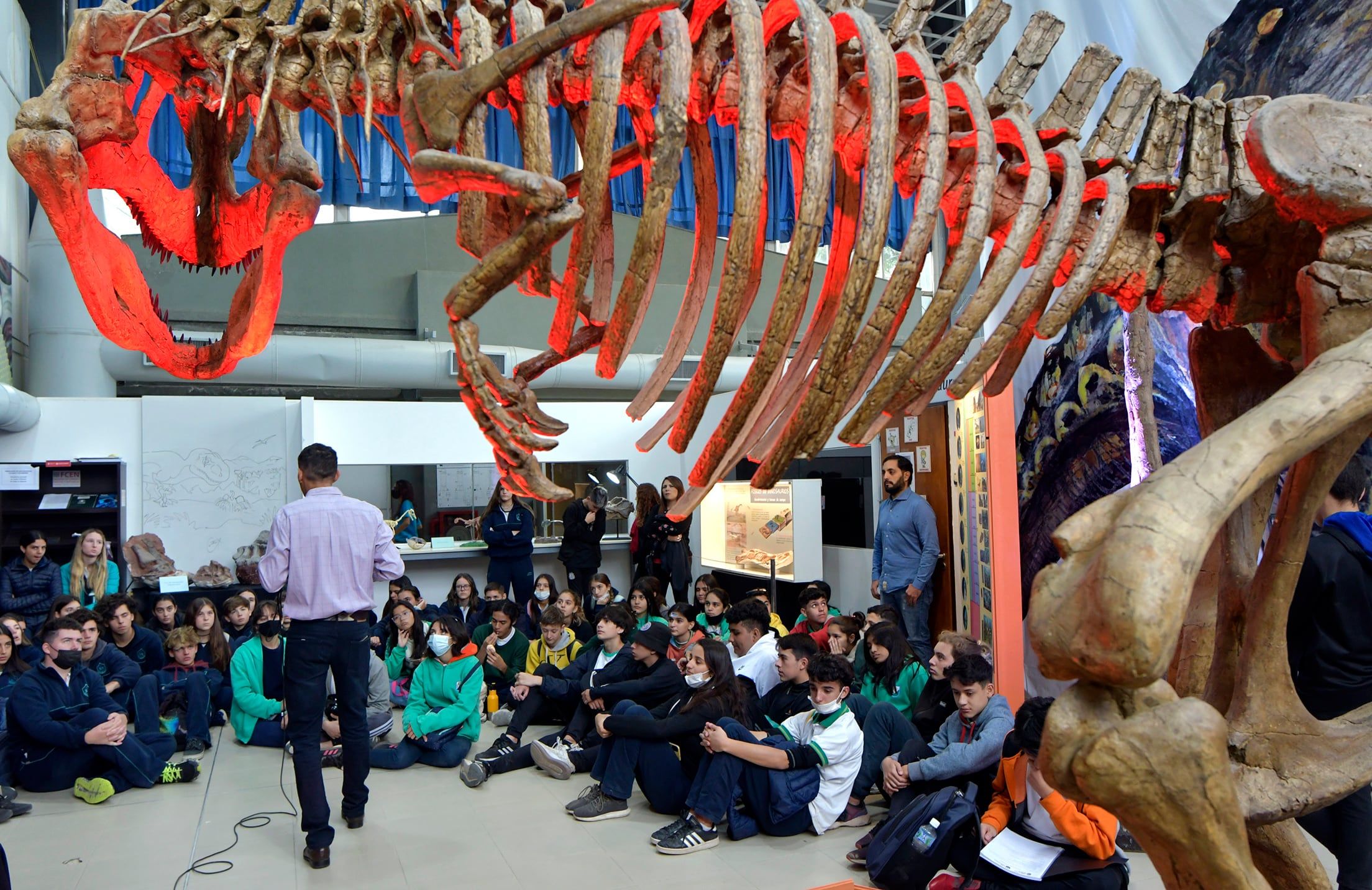 21 de abril 2022 SociedadFeria Mendociencia 2022Se desarrolla una nueva edición de Feria de las Ciencias Mendociencia 2022 en la Facultad de Ciencias Exactas y Naturales abierta a la comunidad educativaFoto: Orlando Pelichotti/ Los Andes