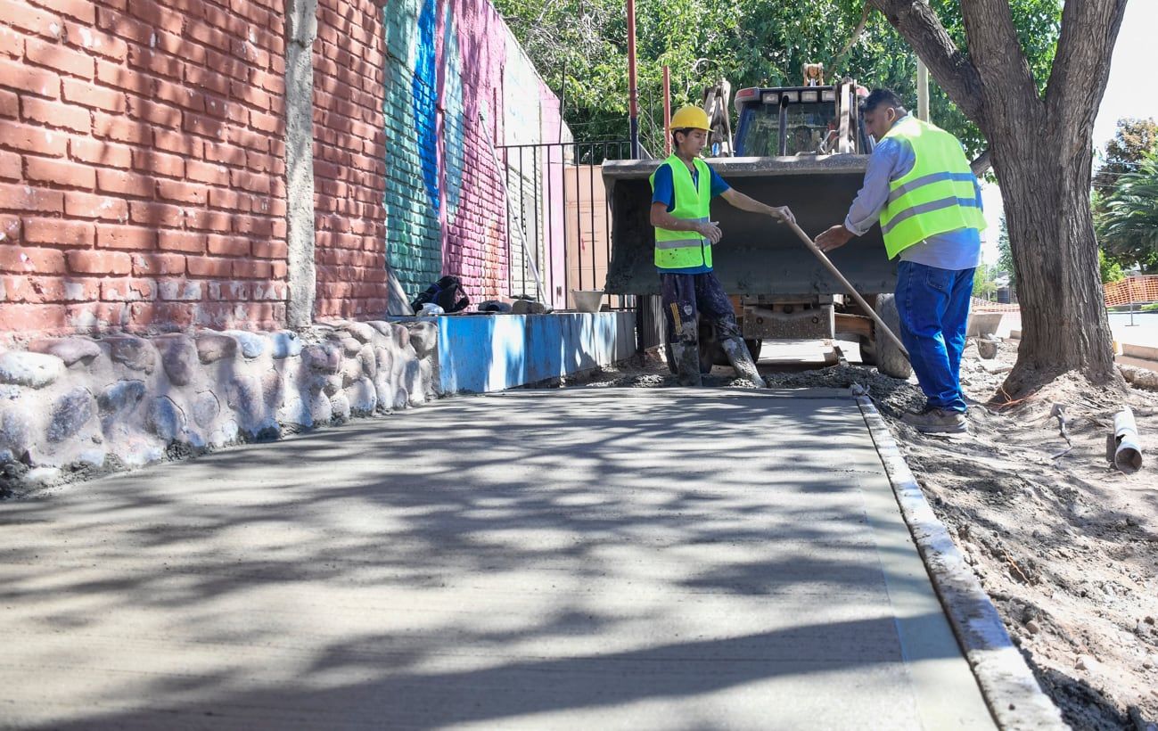 Pedro Molina mejoramos la  infraestructura urbana educativa de la escuela Pedro Molina Henríquez