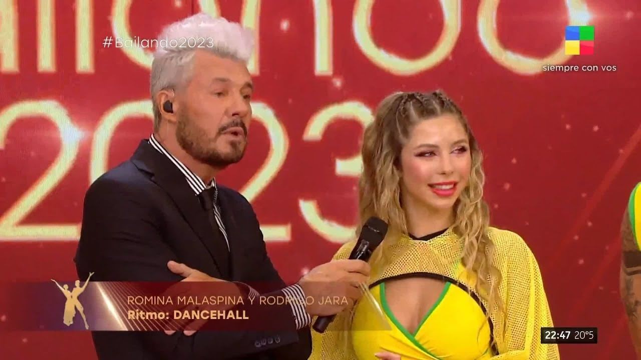 Romina Malaspina pasó este viernes por la pista del Bailando