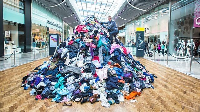 Esta es la manera de crear estos ladrillos para hacer estructuras sólidas que no contaminen.