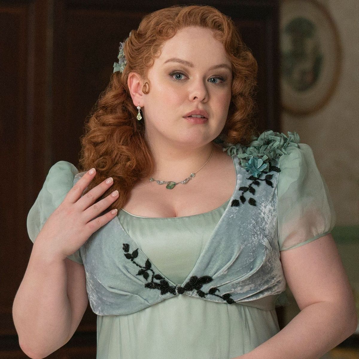 Este giro de rosca viene de la mano de la transformación del personaje principal de la temporada 3: Penelope Featherington. 