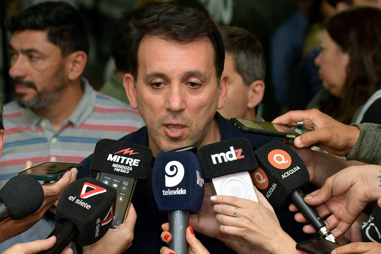 Tadeo García Zalazar, presidente de la UCR e intendente de Godoy Cruz. 
Foto: Orlando Pelichotti