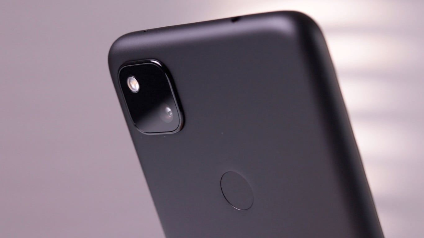 A pesar de tener una sola cámara ofrece muchas opciones para tomar fotos.