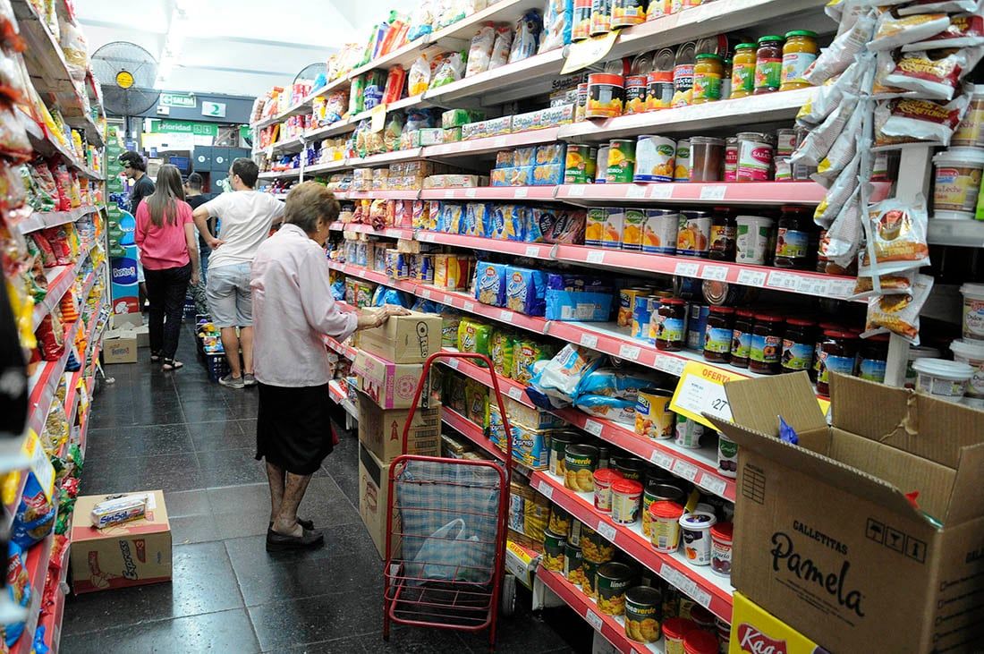 La compañía tiene marcas en las góndolas y en los almacenes de todos los supermercados del país. 
Foto: Mariana Villa /Los Andes