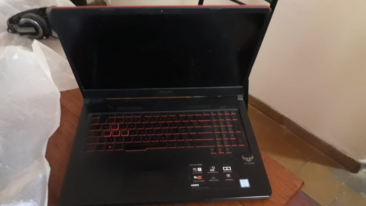 Computadora secuestrada en fiesta clandestina -