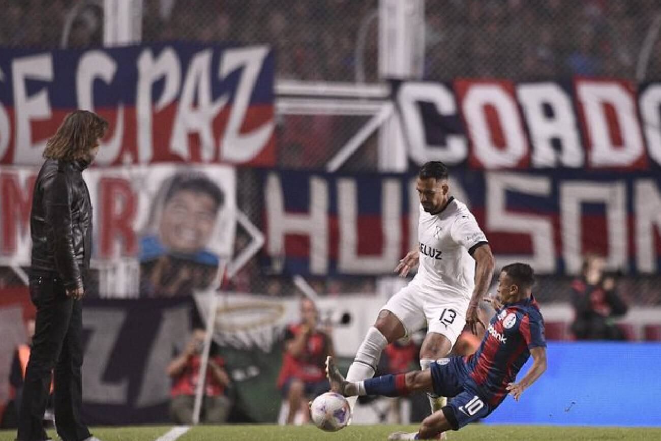 El Cuervo volver a ganar para ser escolta de River (Prensa:Independiente)