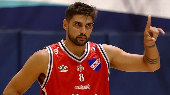 Los ex Gran Hermano están comenzando un romance.