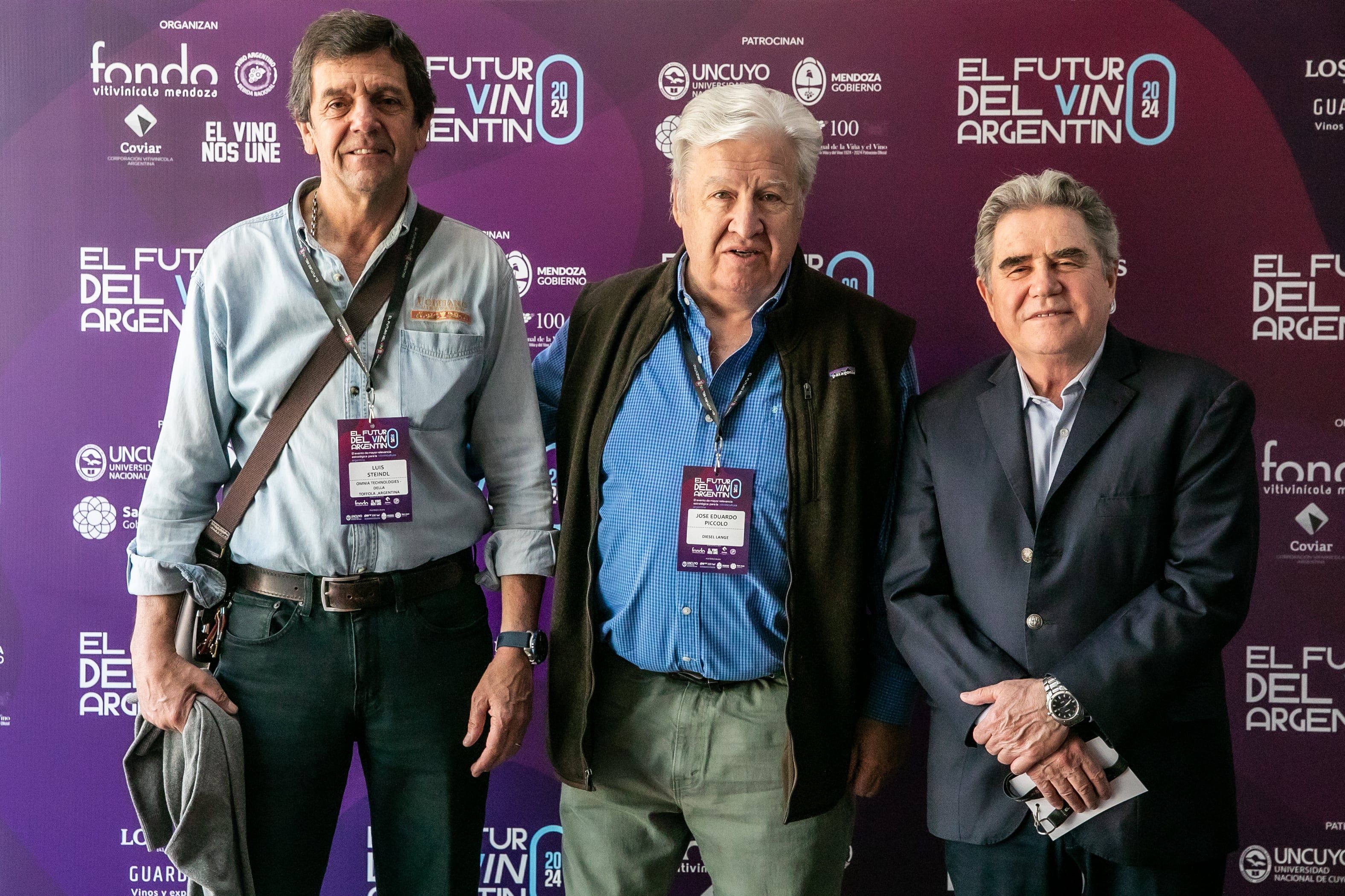 Luis Steindl, José Pícolo y Luis Borsani, presentes en el foro