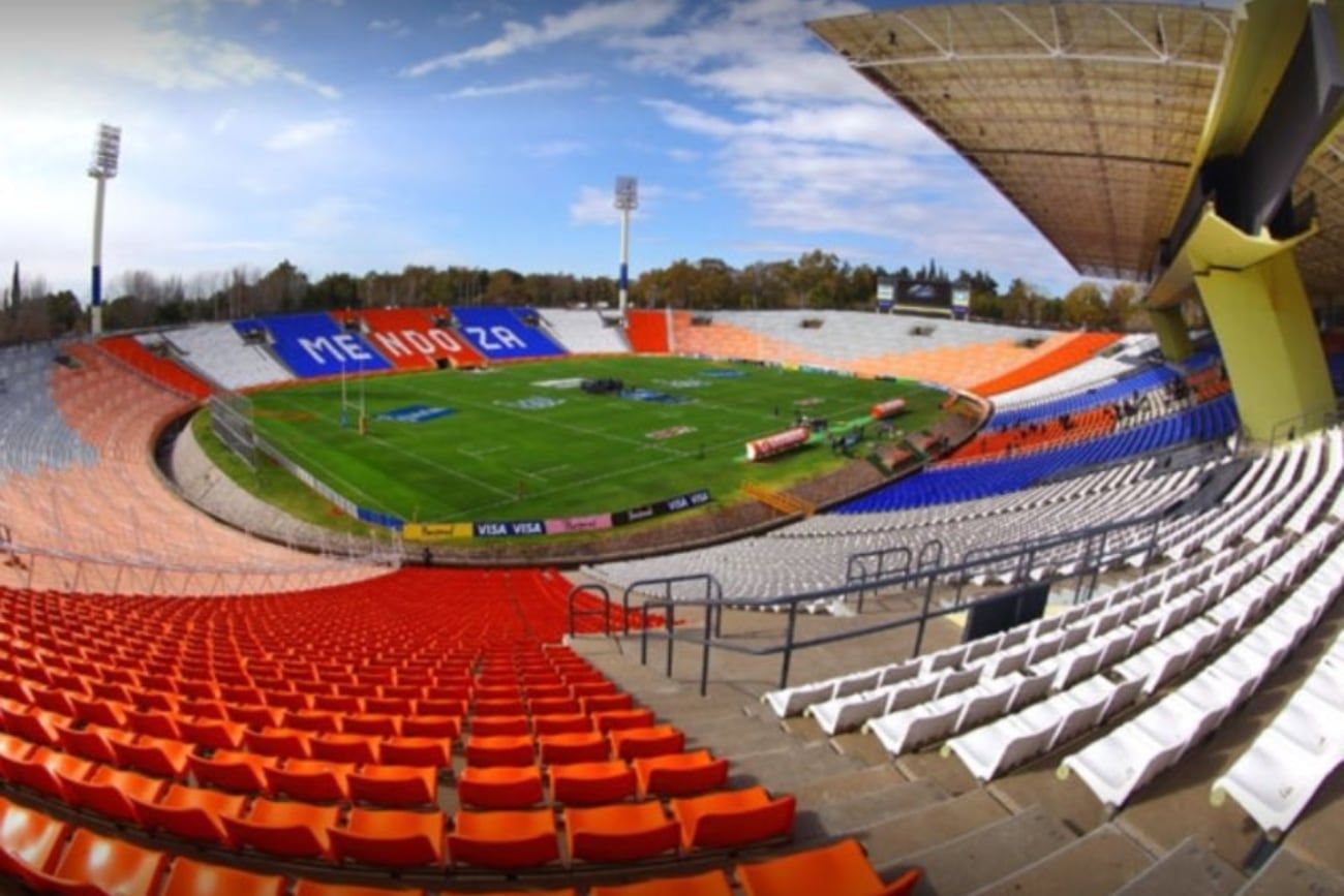 El Estadio Malvinas Argentinas recibirá nuevamente al conjunto Millonario.