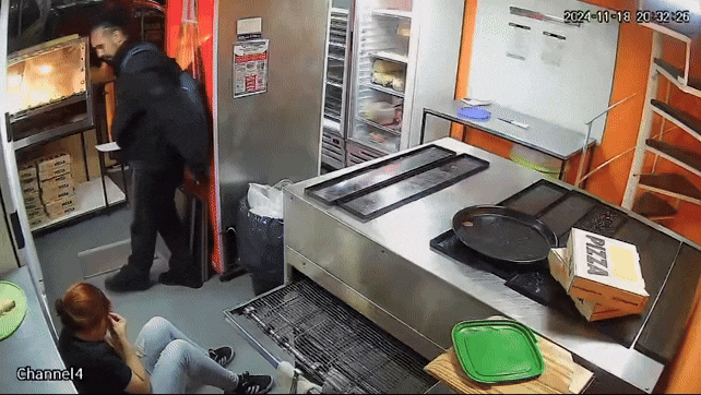 Un hombre atacó a su expareja mientras trabajaba en una pizzería. Captura: TN