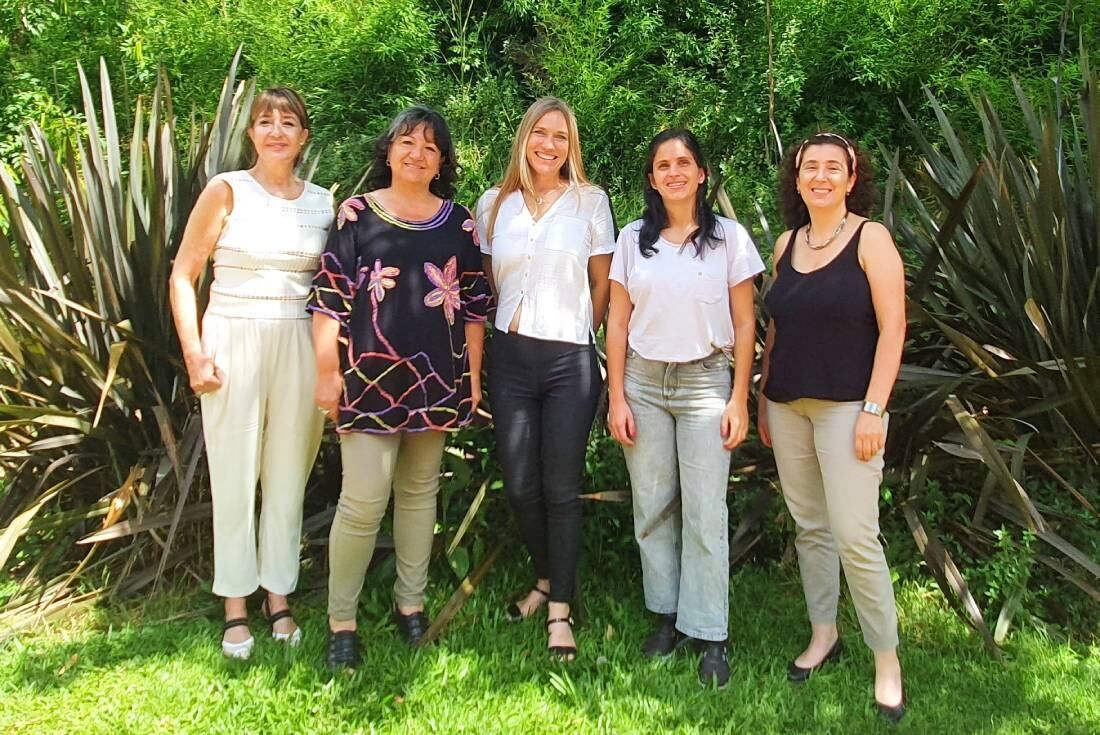 Laffont, junto a otras nominadas.