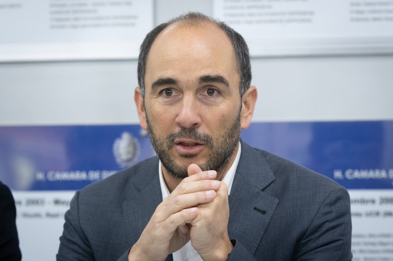 presupuesto 2023 El Director General de Escuelas, Jose Thomas presentó el presupuesto de educación 2023 en el anexo de la Legislatura.   Foto: Ignacio Blanco / Los Andes 