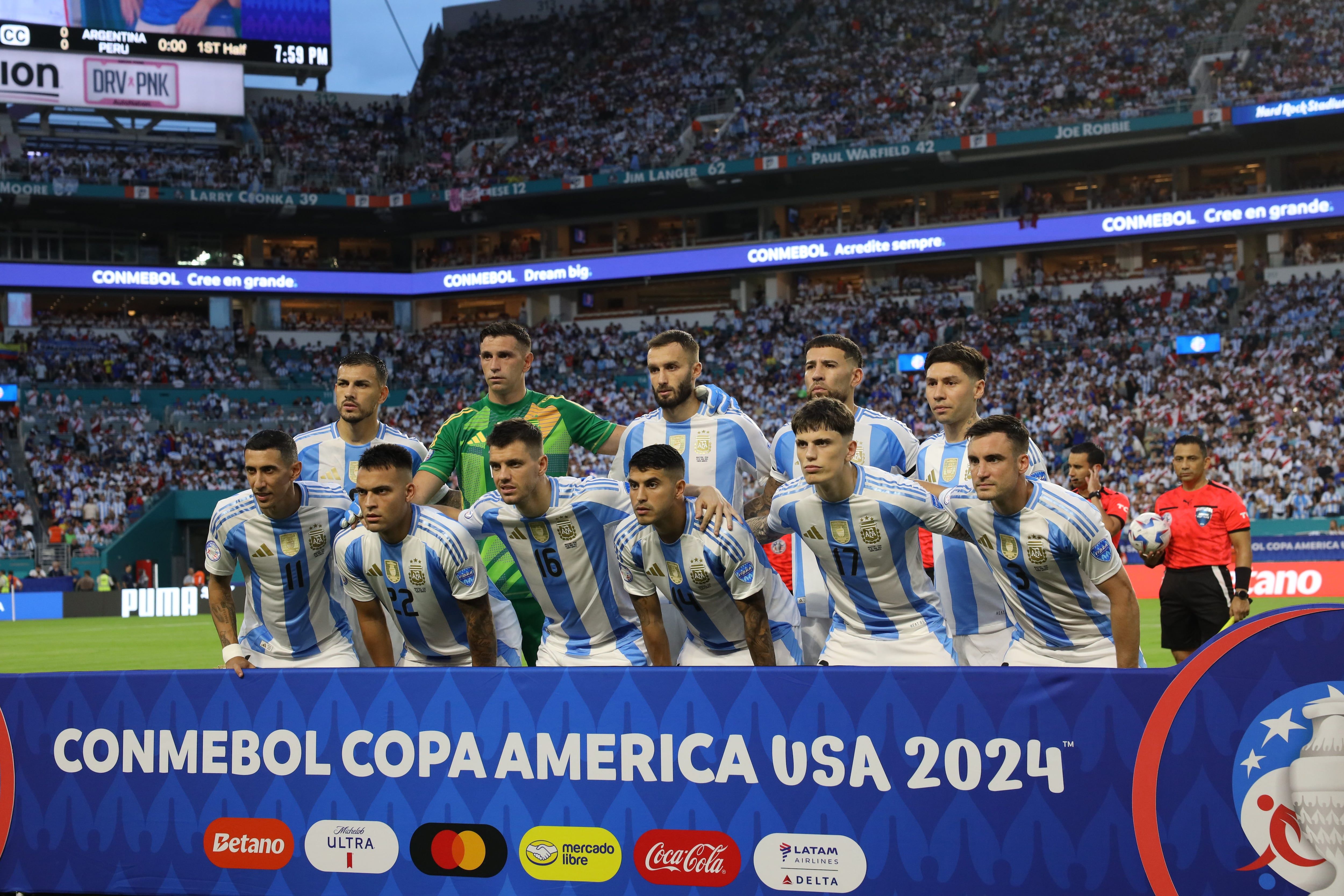 ARGENTINA VS PERU
Fecha: 29/06/2024
COPA AMERICA ESTADOS UNIDOS. Los 11 de Argentina en el partido ante Perú, por el Grupo A de la Copa América. (Prensa Argentina)