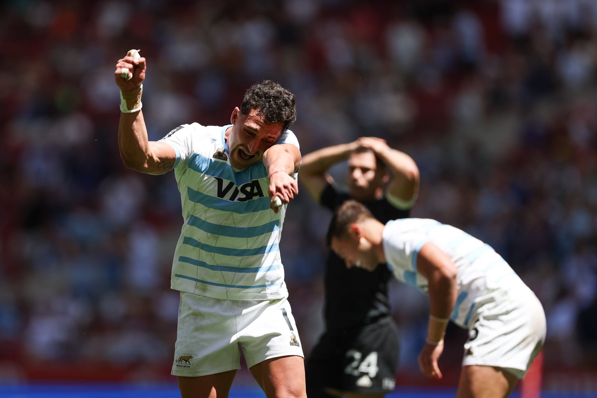 El momento exacto de cuando el árbitro pita el final del partido. Foto: @lospumas7arg.