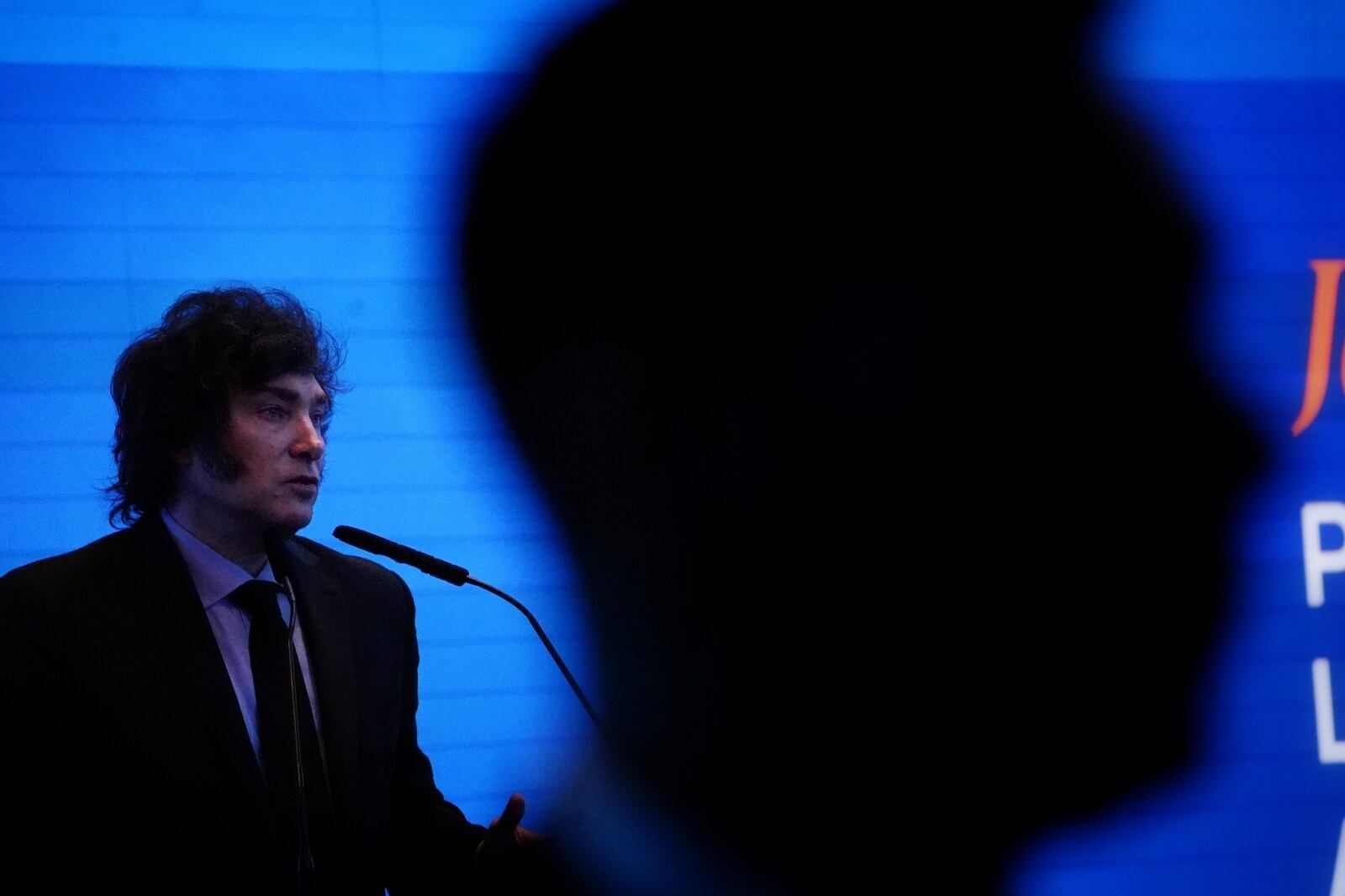 El Presidente habló en IEFA Latam Forum y confirmó la baja de 70 mil contratos. Foto Clarín.