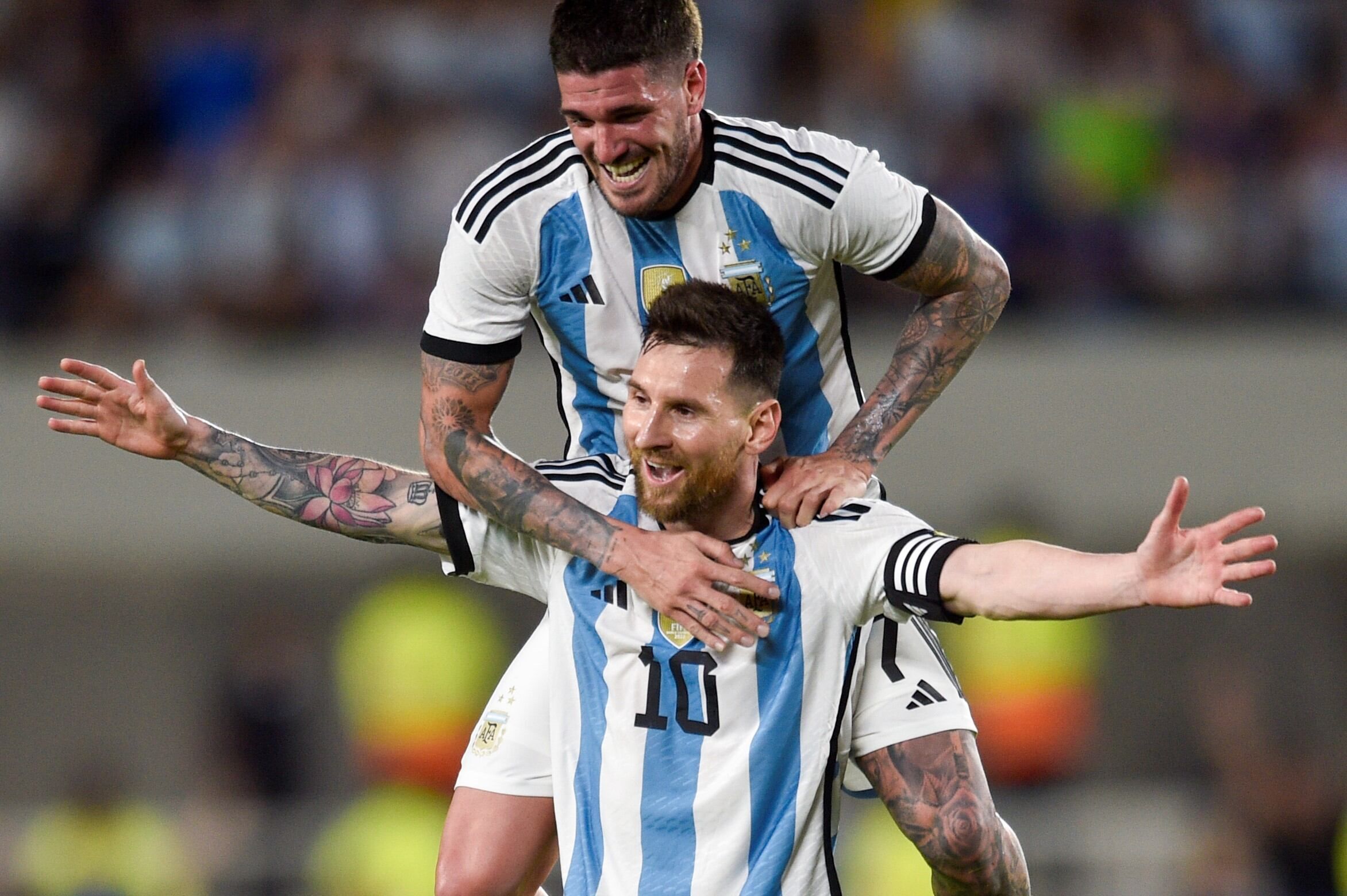 Lionel Messi festeja en el Monumental su gol en la victoria de Argentina ante Panamá en la noche de los campeones del mundo. /Gentileza.