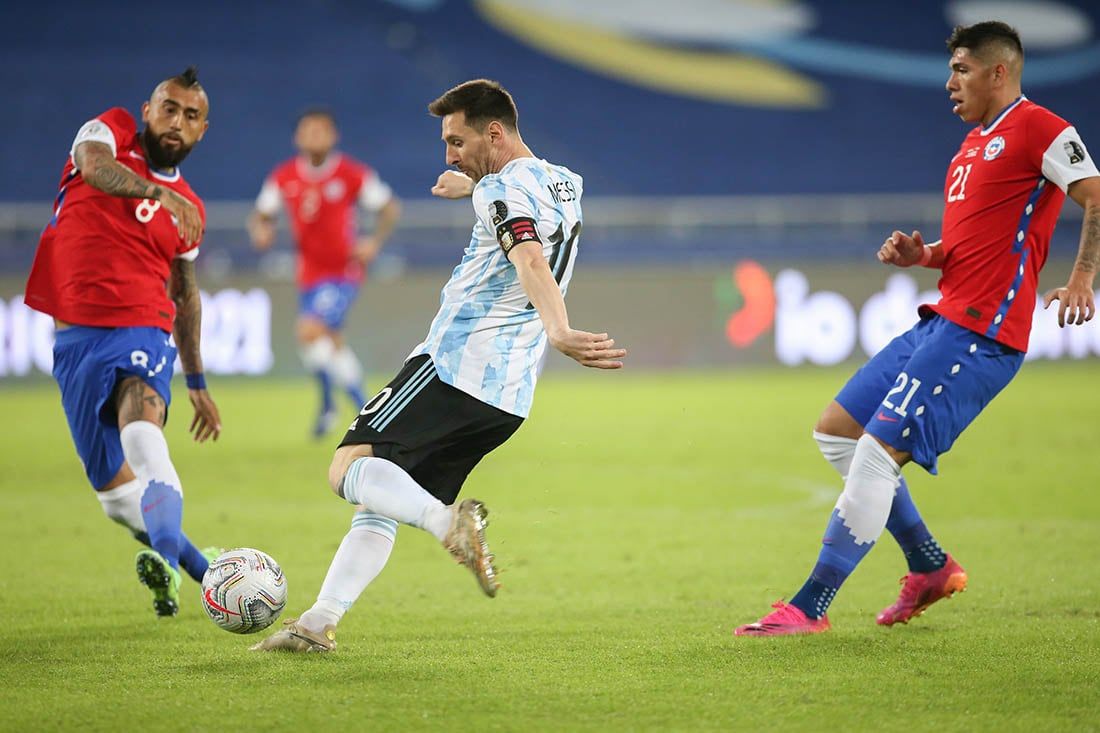 Argentina vs. Chile por la primera fecha de la Copa América.