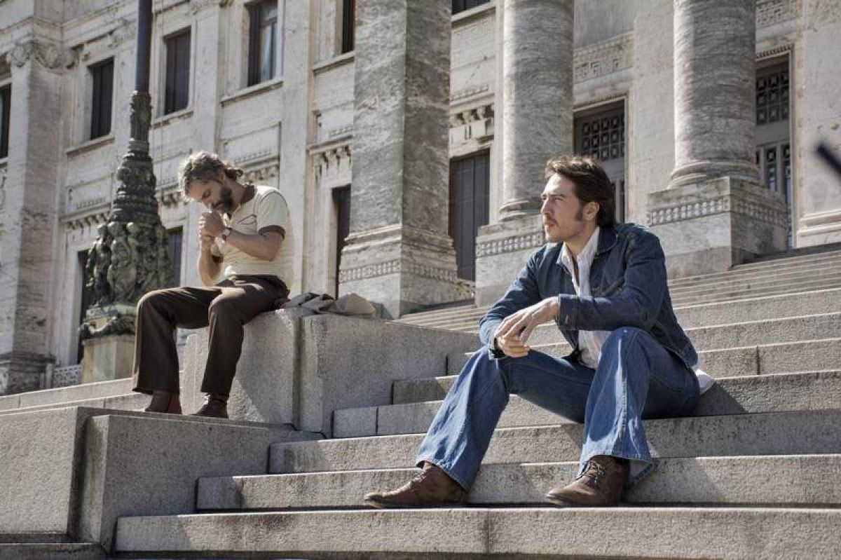 La película centra su historia en el año previo al golpe de estado de 1973 en Uruguay.
