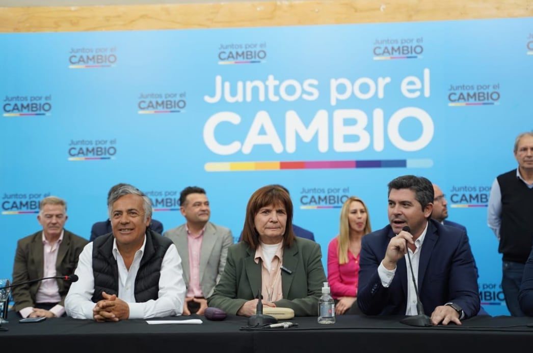Alfredo Cornejo y Patricia Bullrich en una vieja visita a San Juan, junto a Marcelo Orrego. Foto: Instagram / @drmarorrego
