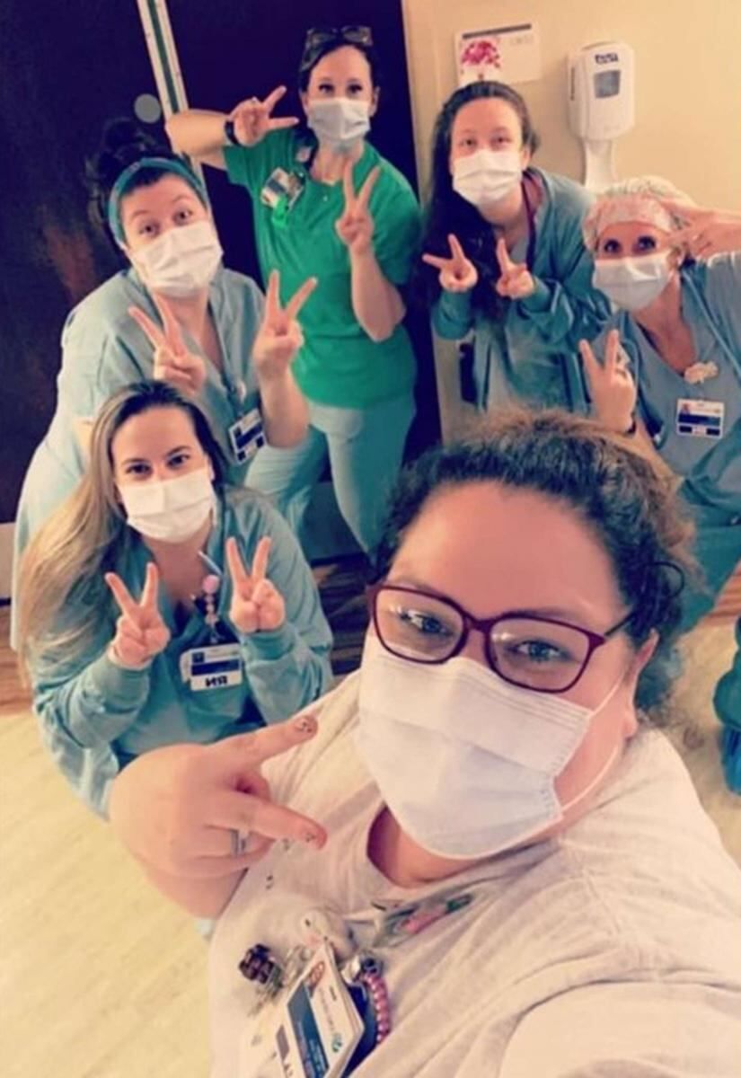 Una beba nació el 2/02/2022, a las 2.22 y en la sala dos.