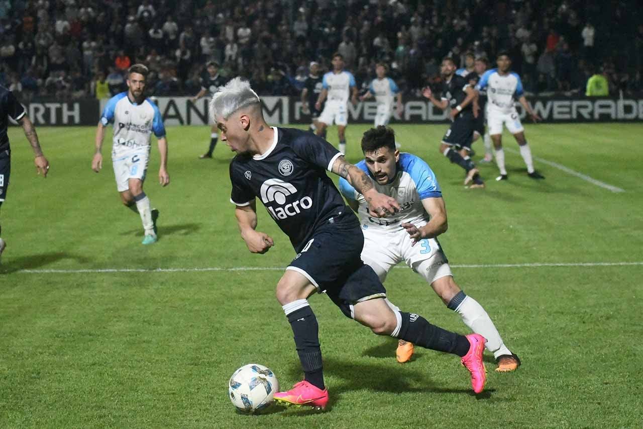 Matías Reali, la figura indiscutible en el triunfo de Independiente frente a Rafaela. 
Foto: José Gutierrez / Los Andes 

