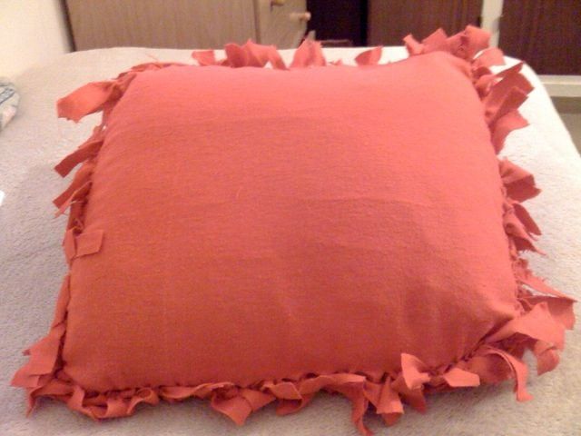 Así podés armar tu propio almohadón con pedazos de esponja