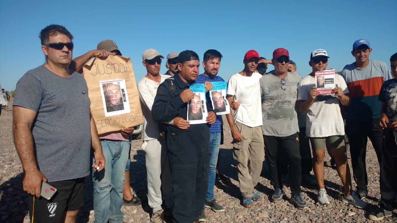 Los allegados a Sergio Lobos en la escena. José Gutiérrez/Los Andes