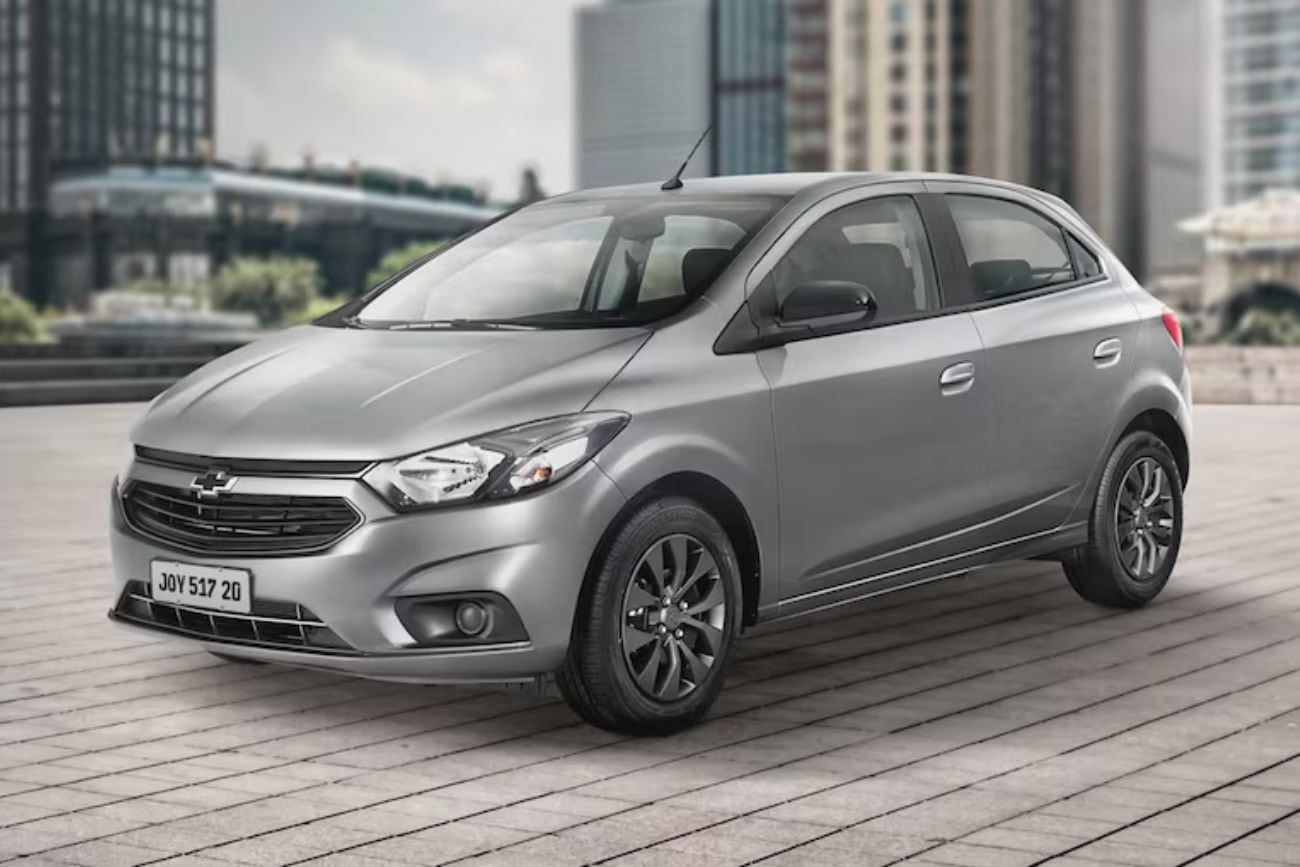 Chevrolet Joy Black.