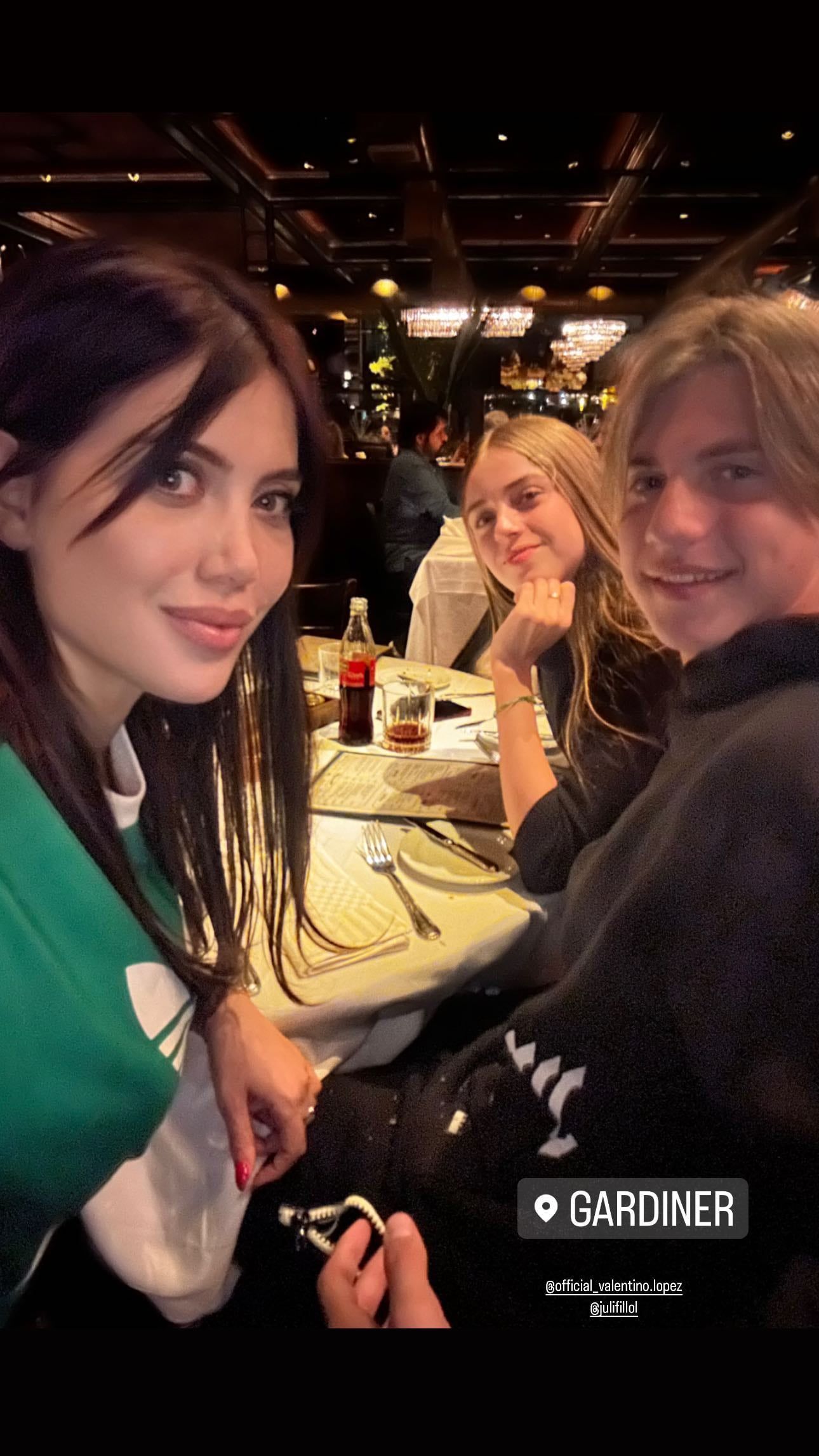 La cena de Wanda Nara con su hijo y su novia