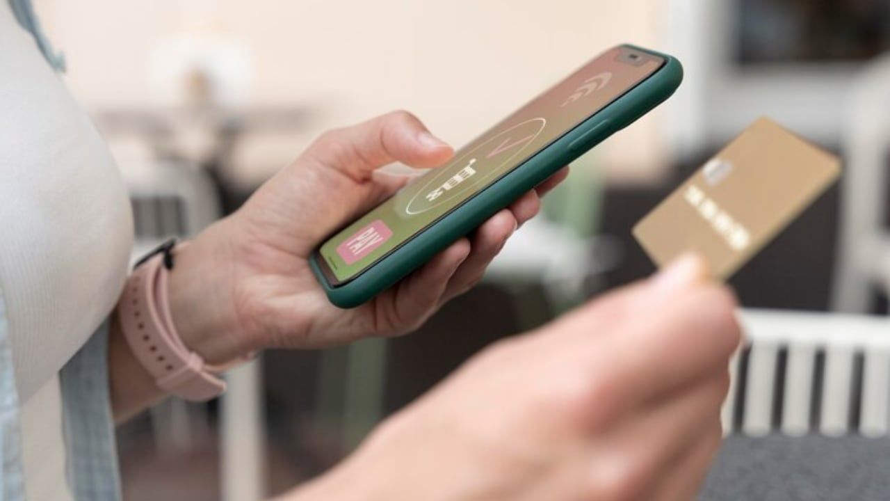 Ahora se podrá pagar con tarjeta de crédito a través de los códigos QR.