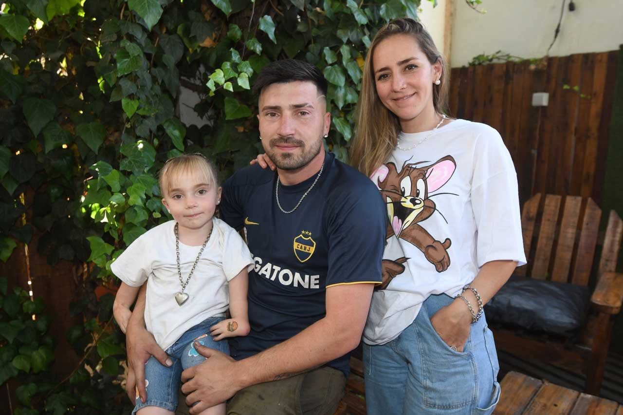 Scaloni compartió un video de Juanita, la nena mendocina operada en España y quien necesita ayuda para rehabilitarse. Foto: José Gutierrez / Los Andes