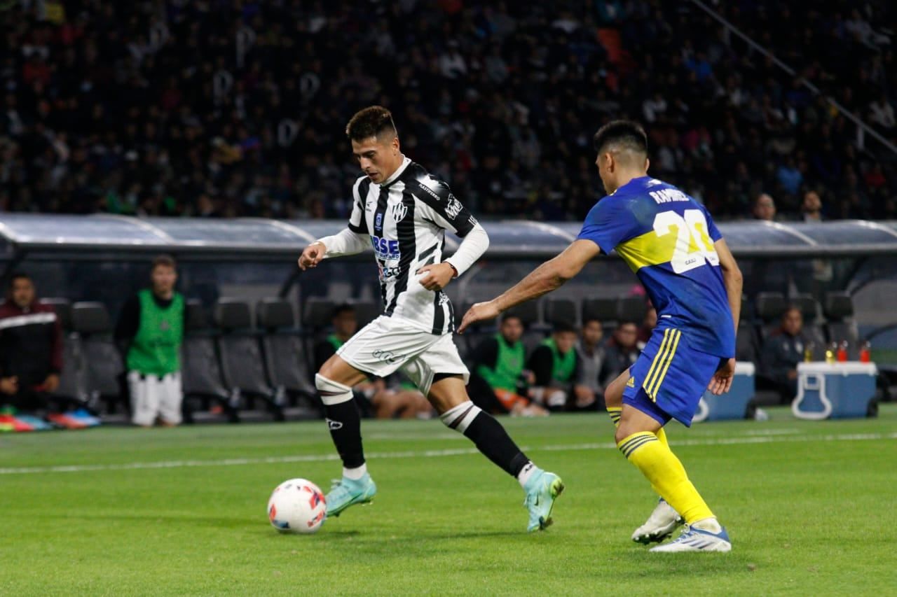 Central Córdoba logró una de las victorias más importantes de su historia al superar de local a Boca. (@cacc_sde)