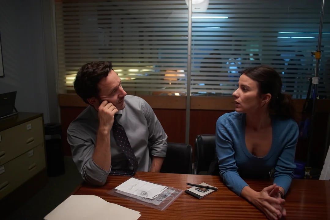 Una escena de la producción que protagonizan Benjamín Vicuña y Gimena Accardi.