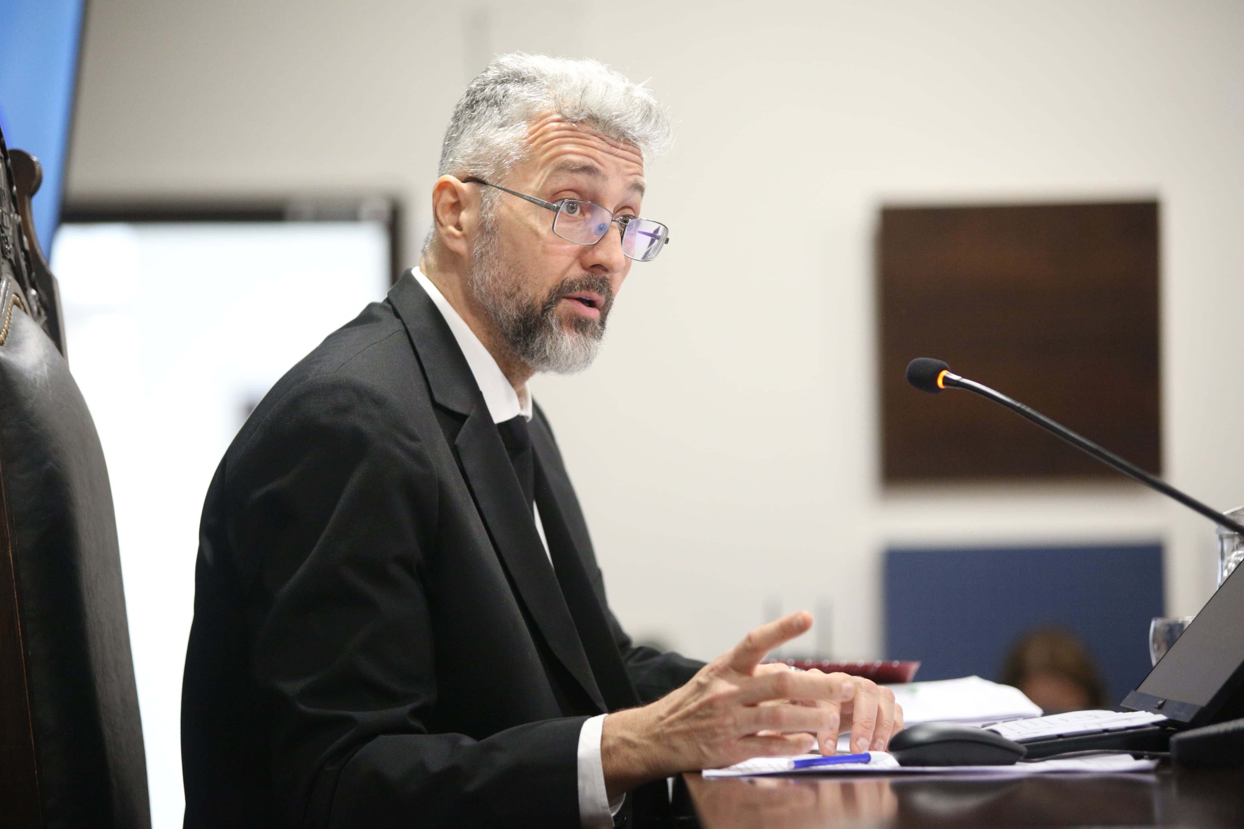 El juez técnico a Mauro Perassi. / Poder Judicial